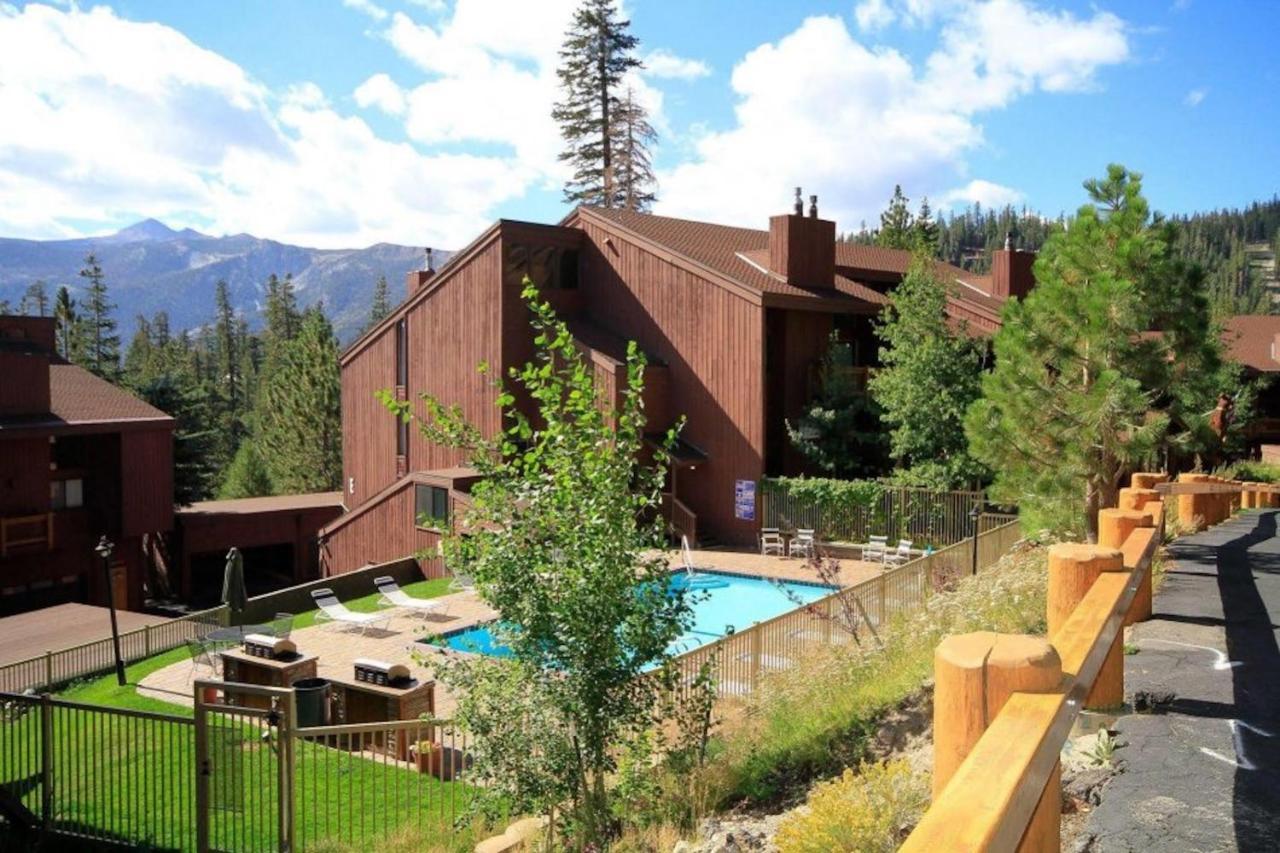 Mammoth Ski & Racquet 93K Mammoth Lakes Exterior foto